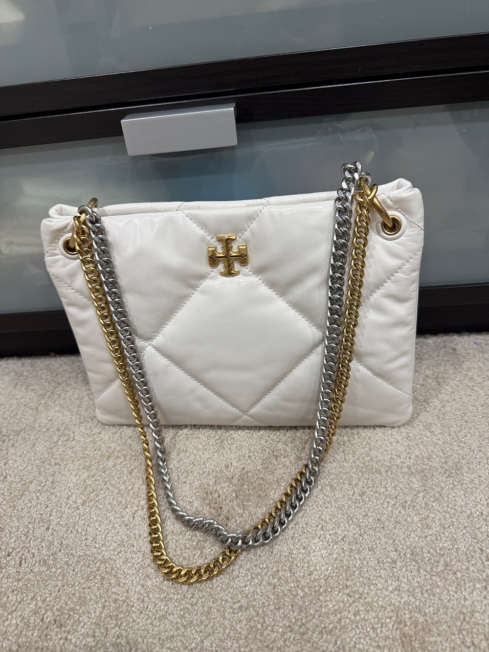 Tory Burch Small Kira Diamond Quilted Leather Shoulder Crossbody Bag in Blanc - Picture 3 of 9